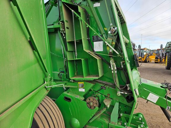 2023 John Deere 560M Baler/Round