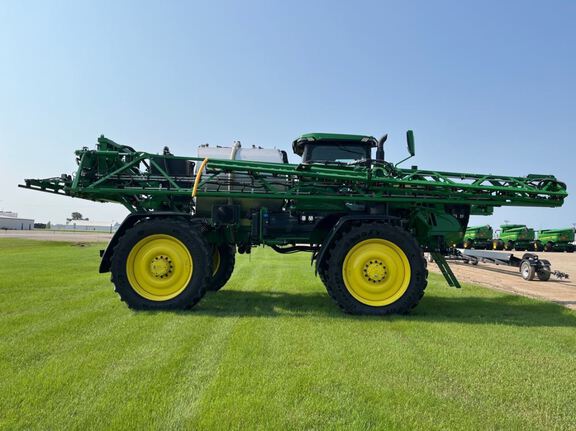 2023 John Deere 616R Sprayer/High Clearance