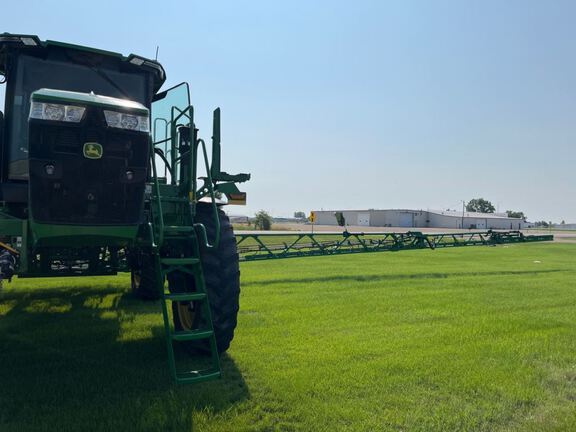 2023 John Deere 616R Sprayer/High Clearance