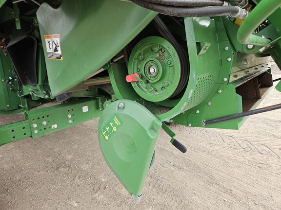 2022 John Deere S780 Combine