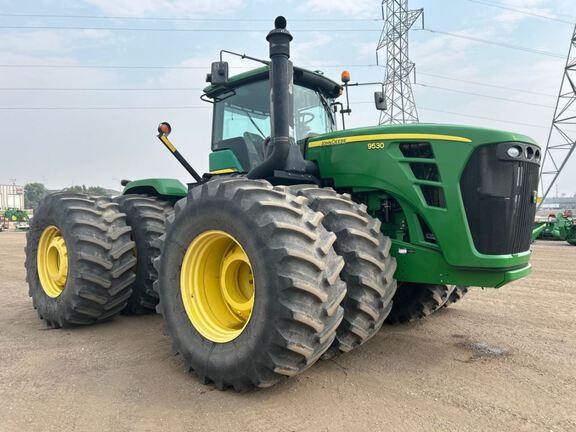 2011 John Deere 9530 Tractor 4WD