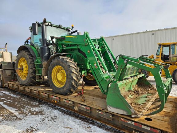 2018 John Deere 6175R Tractor