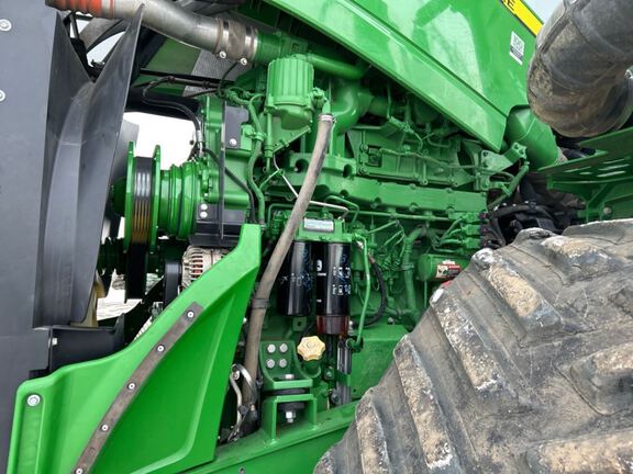 2018 John Deere 9520RX Tractor Rubber Track