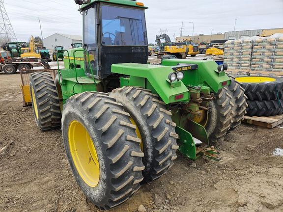 1990 John Deere 8760 Tractor