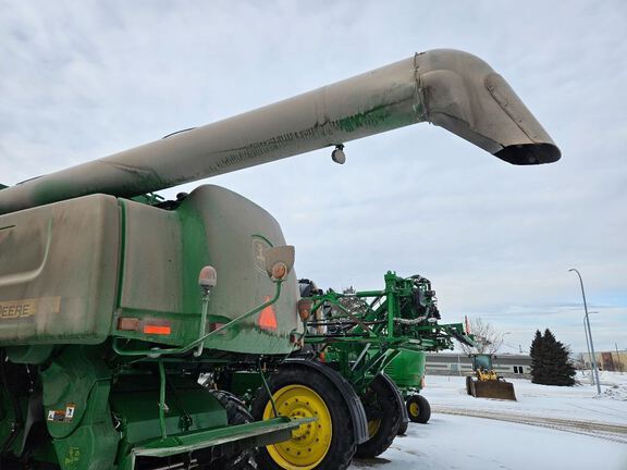 2011 John Deere 9770 STS Combine