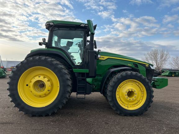 2021 John Deere 8R 340 Tractor