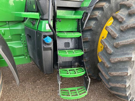 2021 John Deere 8R 340 Tractor