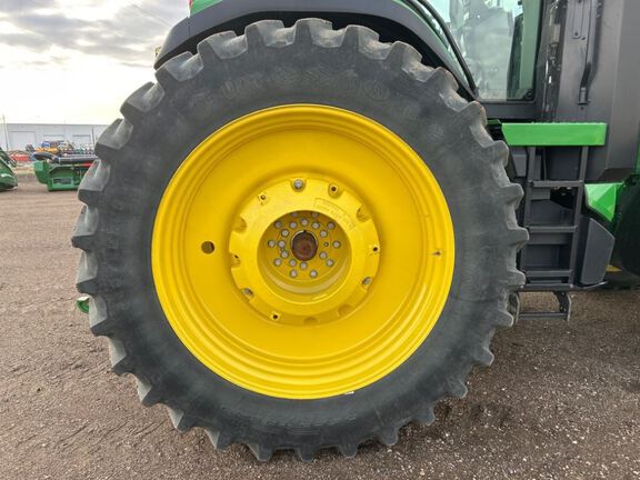 2021 John Deere 8R 340 Tractor