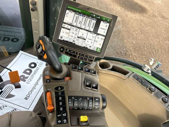 2021 John Deere 8R 340 Tractor