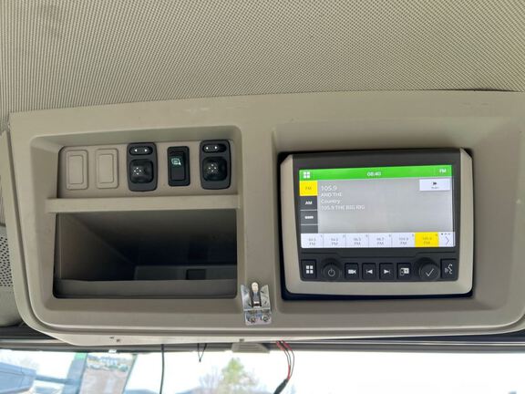 2021 John Deere 8R 340 Tractor