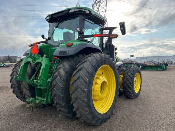 2021 John Deere 8R 370 Tractor