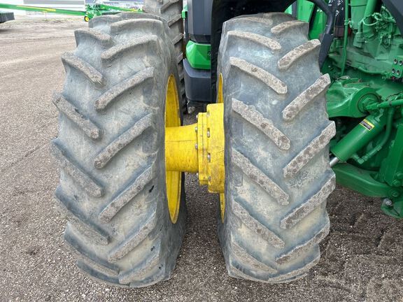 2021 John Deere 8R 370 Tractor