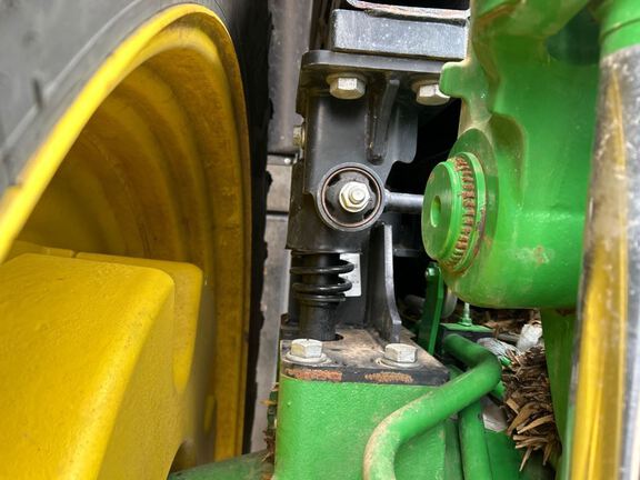 2021 John Deere 8R 370 Tractor