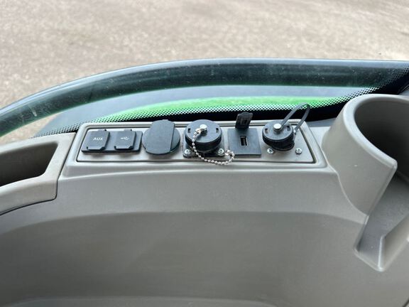 2021 John Deere 8R 370 Tractor