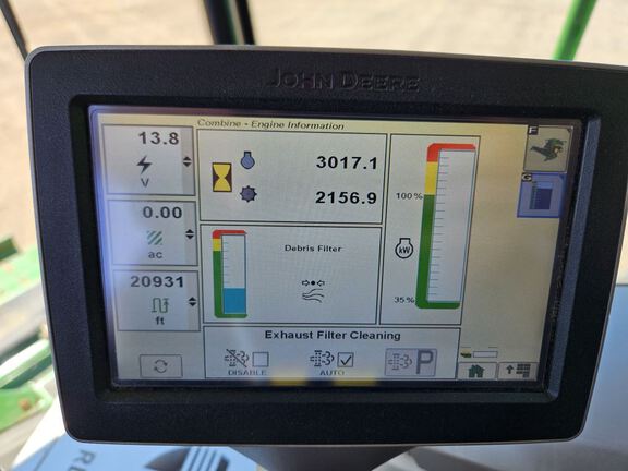 2014 John Deere S690 Combine