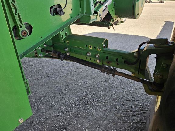 2014 John Deere S690 Combine