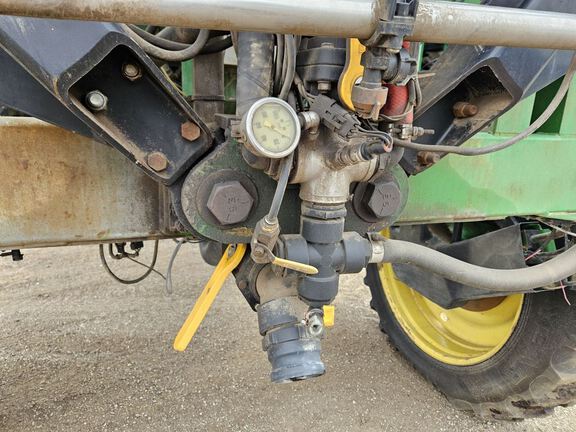 2009 John Deere 4730 Sprayer/High Clearance