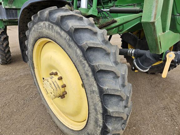 2009 John Deere 4730 Sprayer/High Clearance