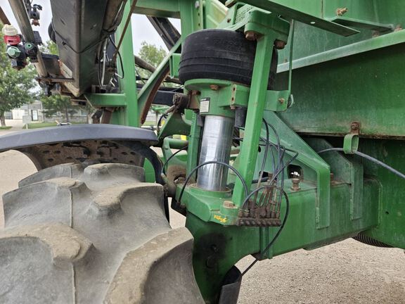 2009 John Deere 4730 Sprayer/High Clearance