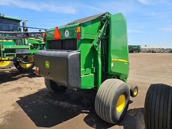 2022 John Deere 560R Baler/Round