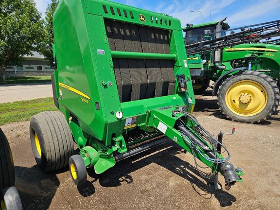 2022 John Deere 560R Baler/Round