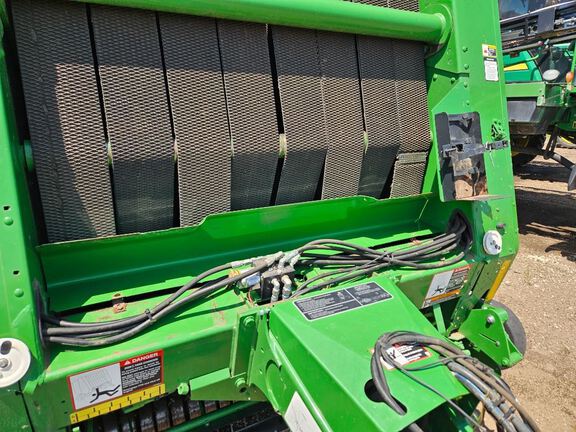 2022 John Deere 560R Baler/Round