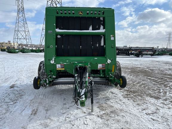 2022 John Deere 560R Baler/Round