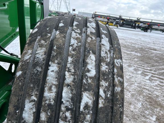 2022 John Deere 560R Baler/Round