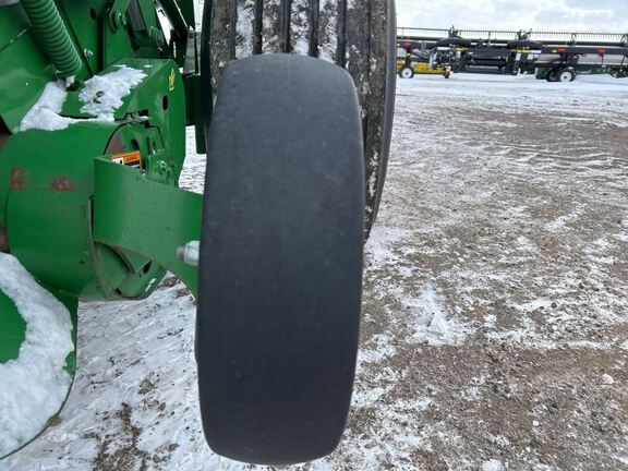 2022 John Deere 560R Baler/Round