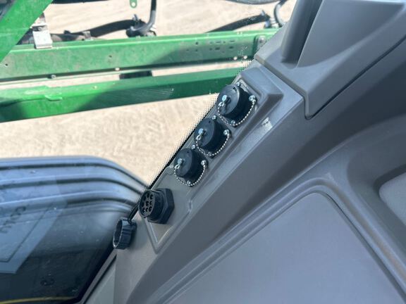 2024 John Deere 616R Sprayer/High Clearance