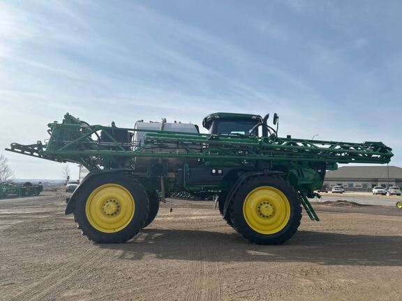 2024 John Deere 616R Sprayer/High Clearance