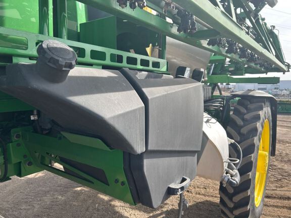 2024 John Deere 616R Sprayer/High Clearance