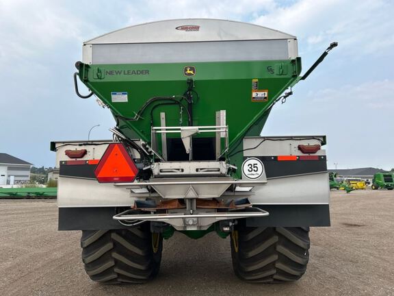 2024 John Deere 800R Applicator