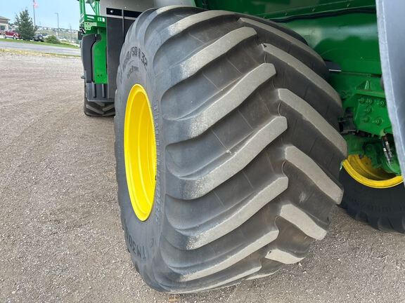 2024 John Deere 800R Applicator