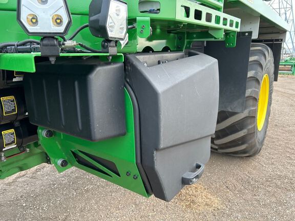 2024 John Deere 800R Applicator