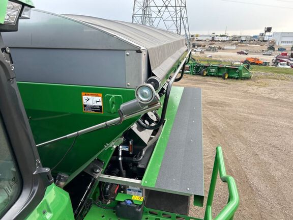 2024 John Deere 800R Applicator