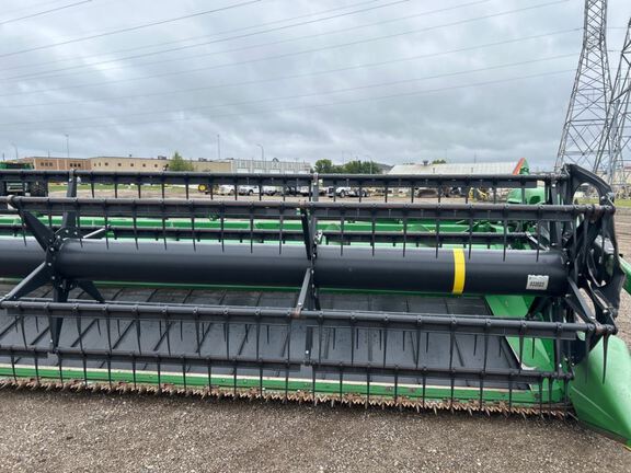 2012 John Deere 635D Header Combine