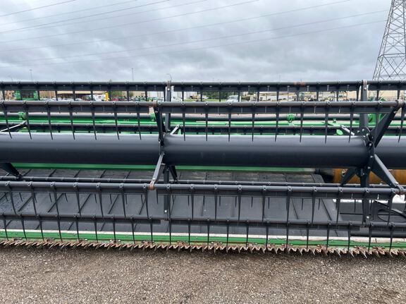 2012 John Deere 635D Header Combine