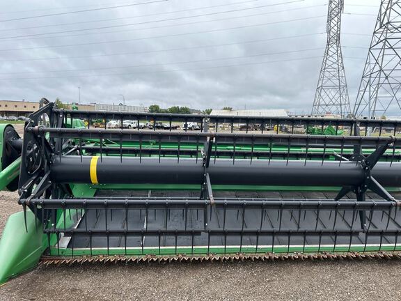 2012 John Deere 635D Header Combine