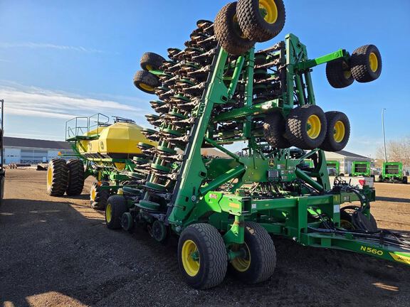 2023 John Deere N560 Air Seeder