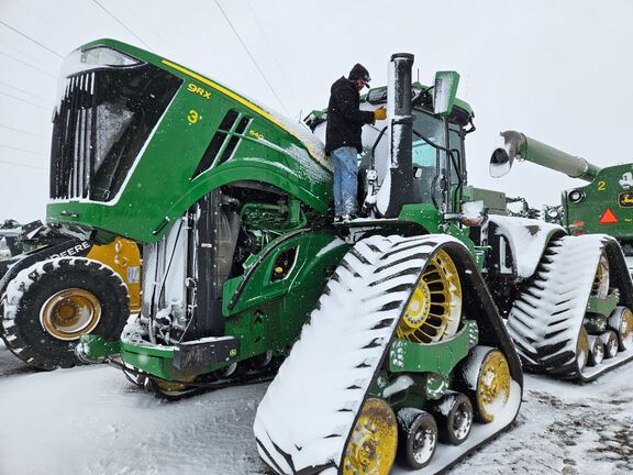 2024 John Deere 9RX 640 Tractor Rubber Track