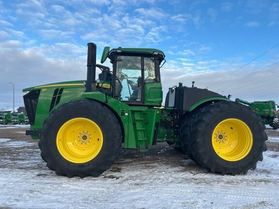 2025 John Deere 9R 540 Tractor 4WD