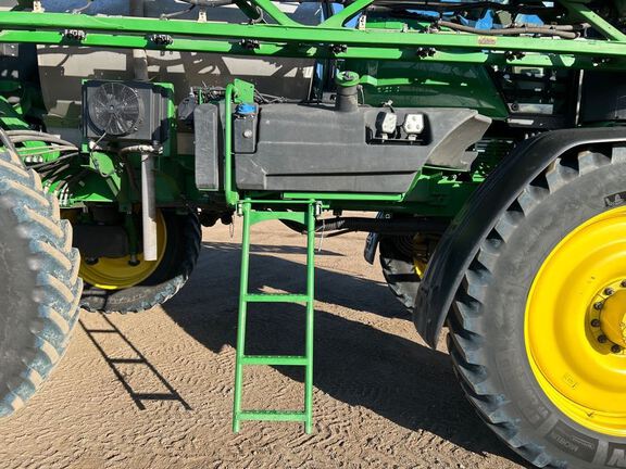 2025 John Deere 616R Sprayer/High Clearance