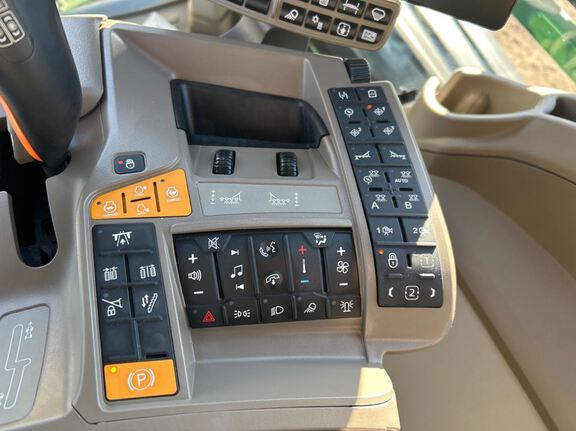 2025 John Deere 616R Sprayer/High Clearance