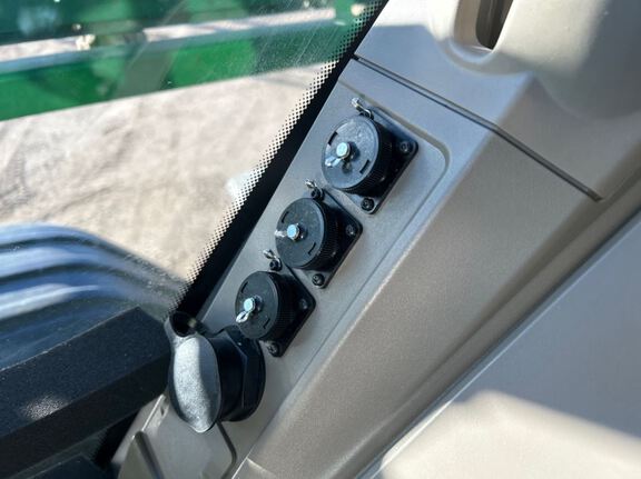 2025 John Deere 616R Sprayer/High Clearance