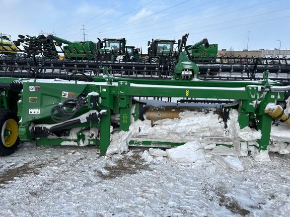 2023 John Deere HD40F Header Combine