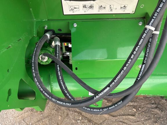 2023 John Deere HD40F Header Combine