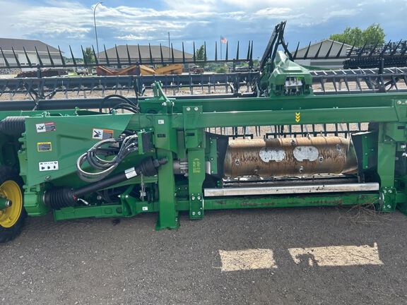 2023 John Deere HD40F Header Combine
