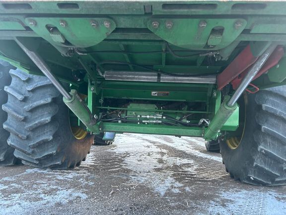 2024 John Deere S780 Combine