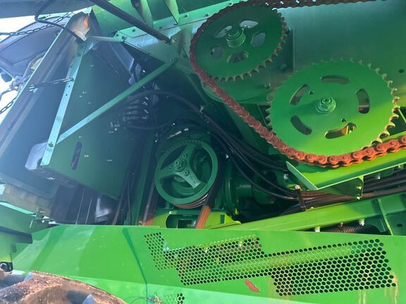 2024 John Deere S780 Combine